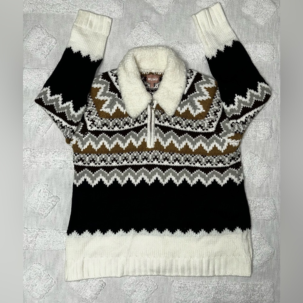 Show Me Your MuMu Navy blue, White, and Brown Zip Up Sweater